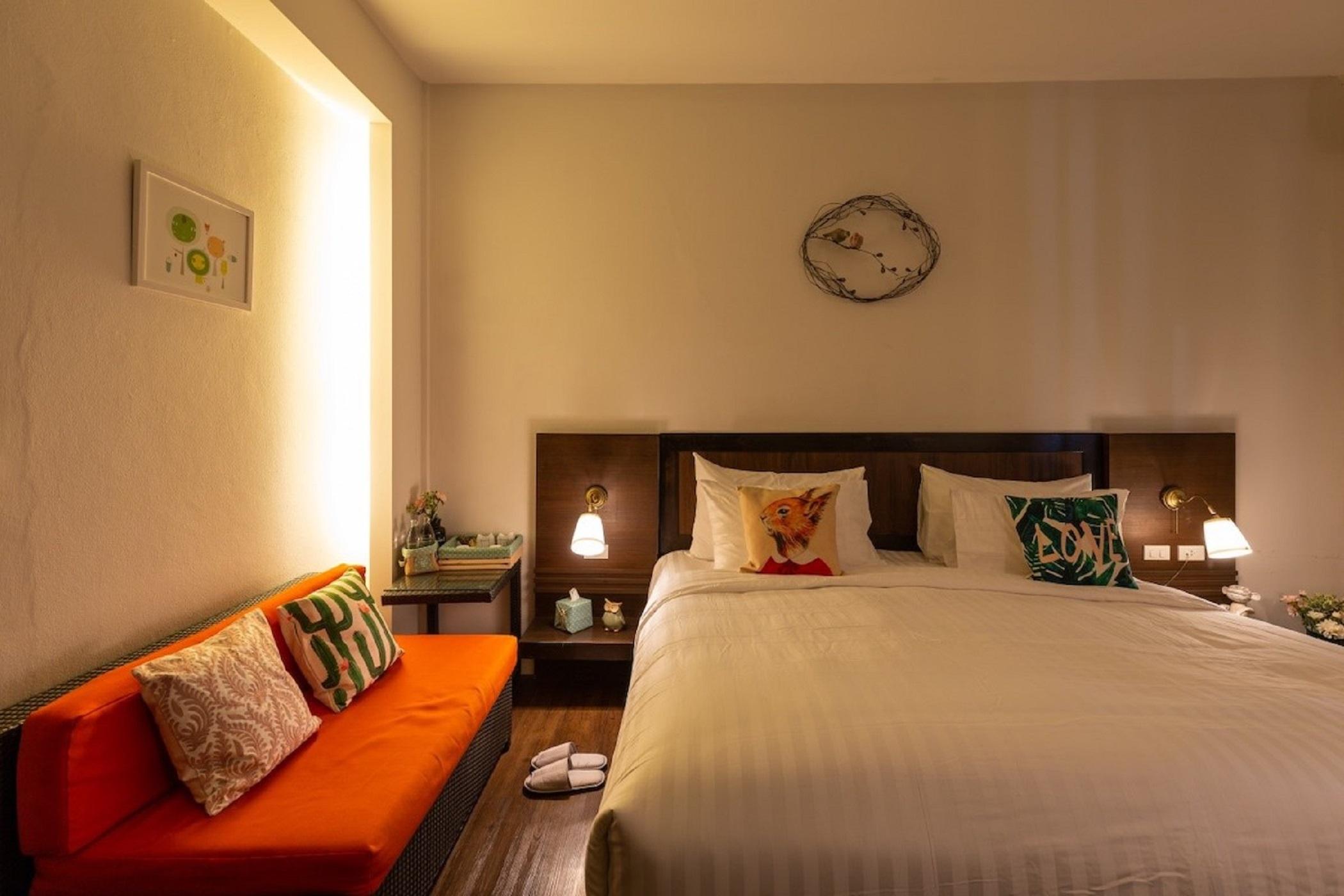 Baan Oliver Srinakarin Bangkok Buitenkant foto